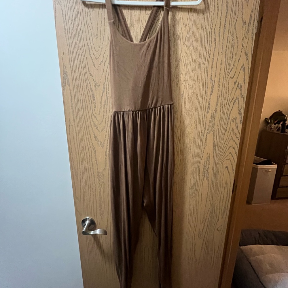 Elegant Tan Women's Jumpsuit